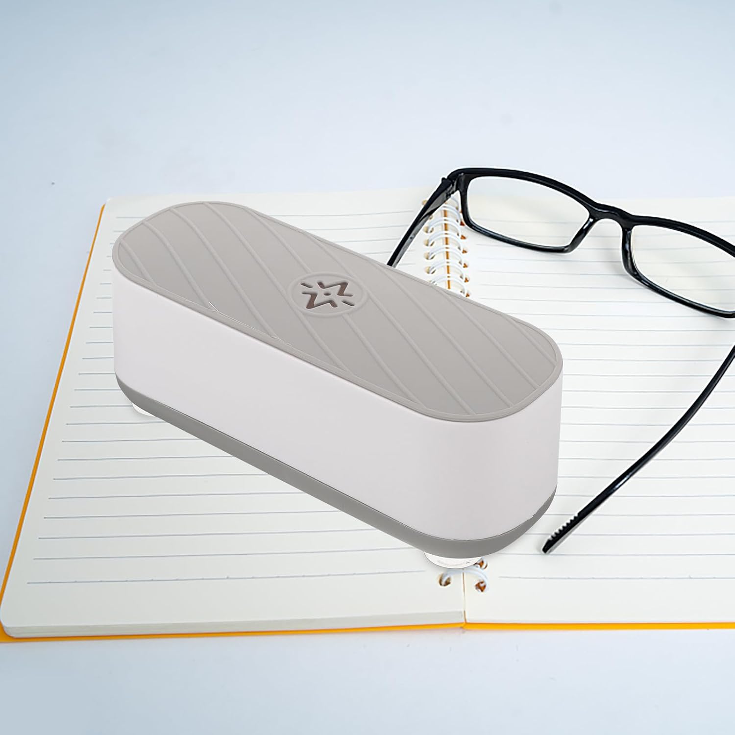 Portable Ultrasonic Jewelry and Eyeglass Cleaning Machine with 300ml Capacity, Convenient Pp Material Cleaner for Rings and Eyeglasses, for Home Use