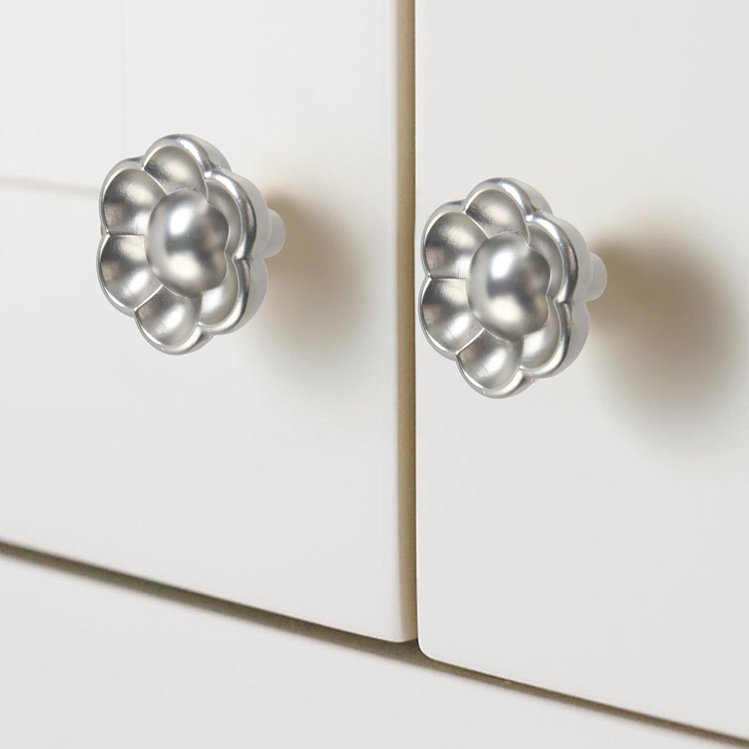 Geesatis 4 Pcs Cabinet Knobs Metal Flower Knobs Nickel Handles for Home Kitchen Door Decoration, with Mounting Screws