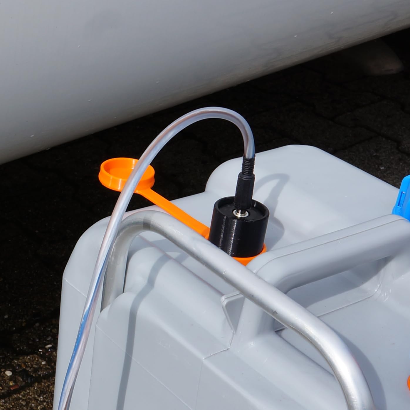 WaterBob, Depósito de agua enrollable con bomba de 12 V, gris, longitud 50 cm, ancho 32 cm, alto 30 cm
