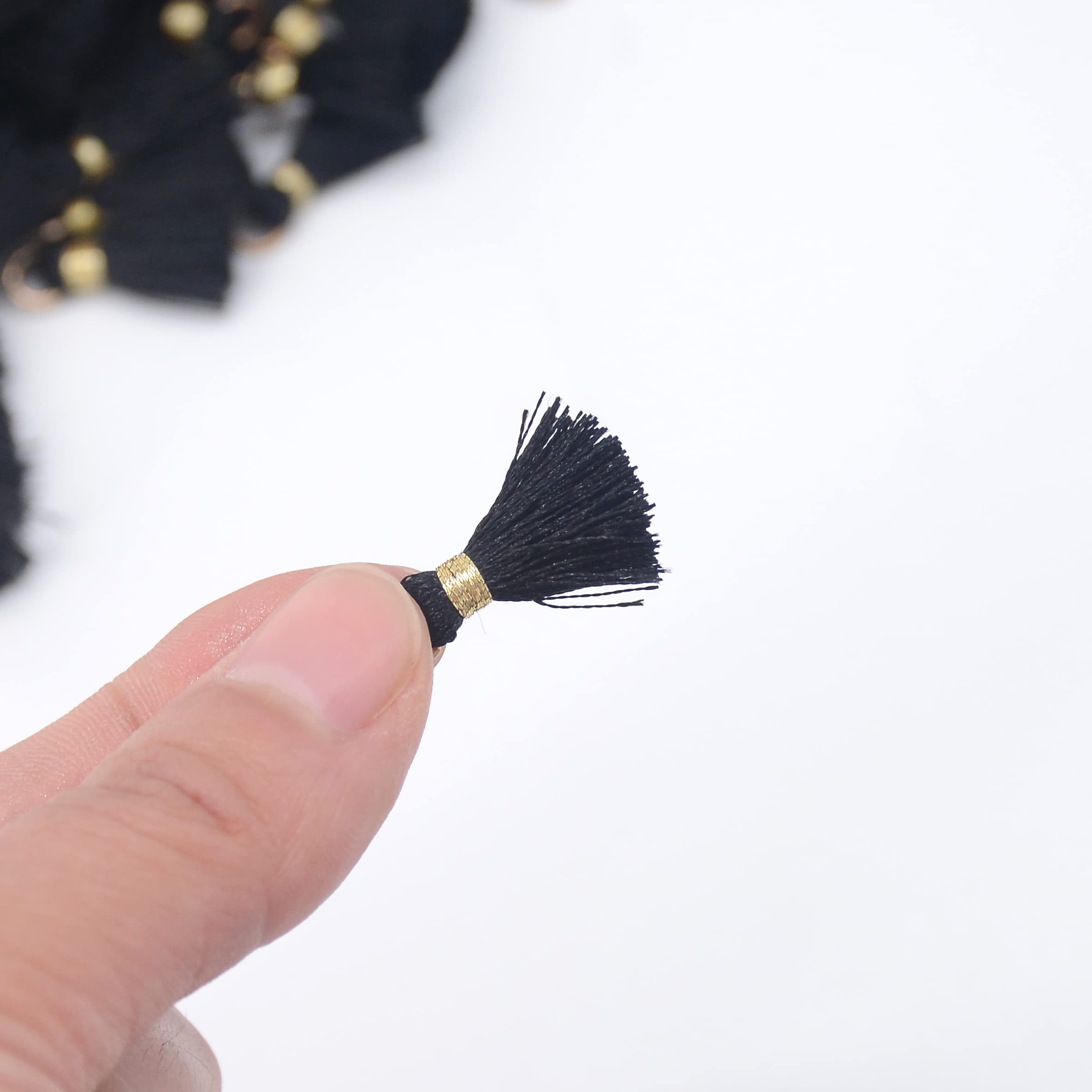 Egurs Lot De 100 Mini Pompons Multicolores 30 Mm - Petites Franges Pour Bricolage, Bijoux, Boucles D'Oreilles Et Décoration - Beige