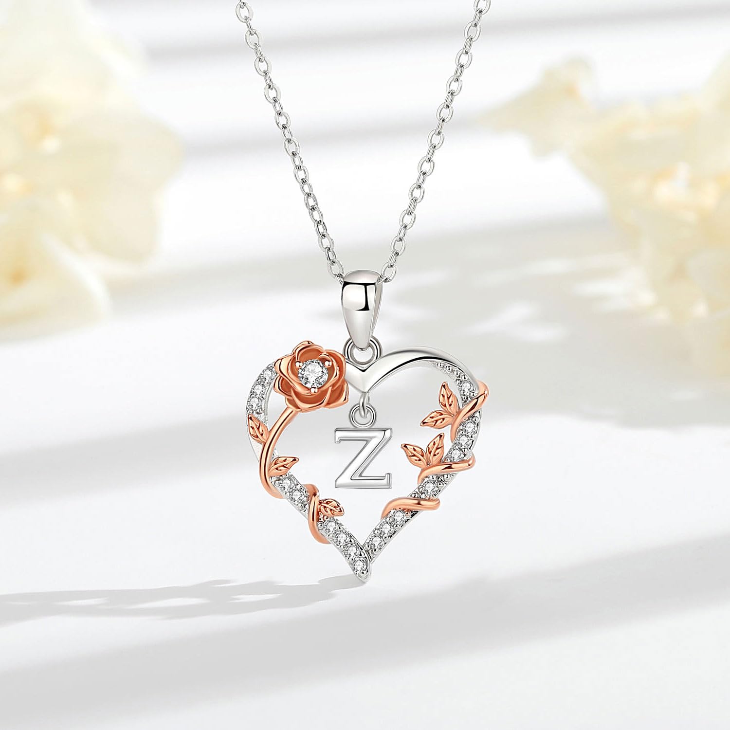 EUDORA Harmony Ball Collana con iniziali a Cuore Rosa per Donne, Lettera dalla A alla Z Collane con Iniziali dell'Alfabeto in Rame Placcato in Rodio Iniziali con Ciondolo Regali di Gioielli, 18"