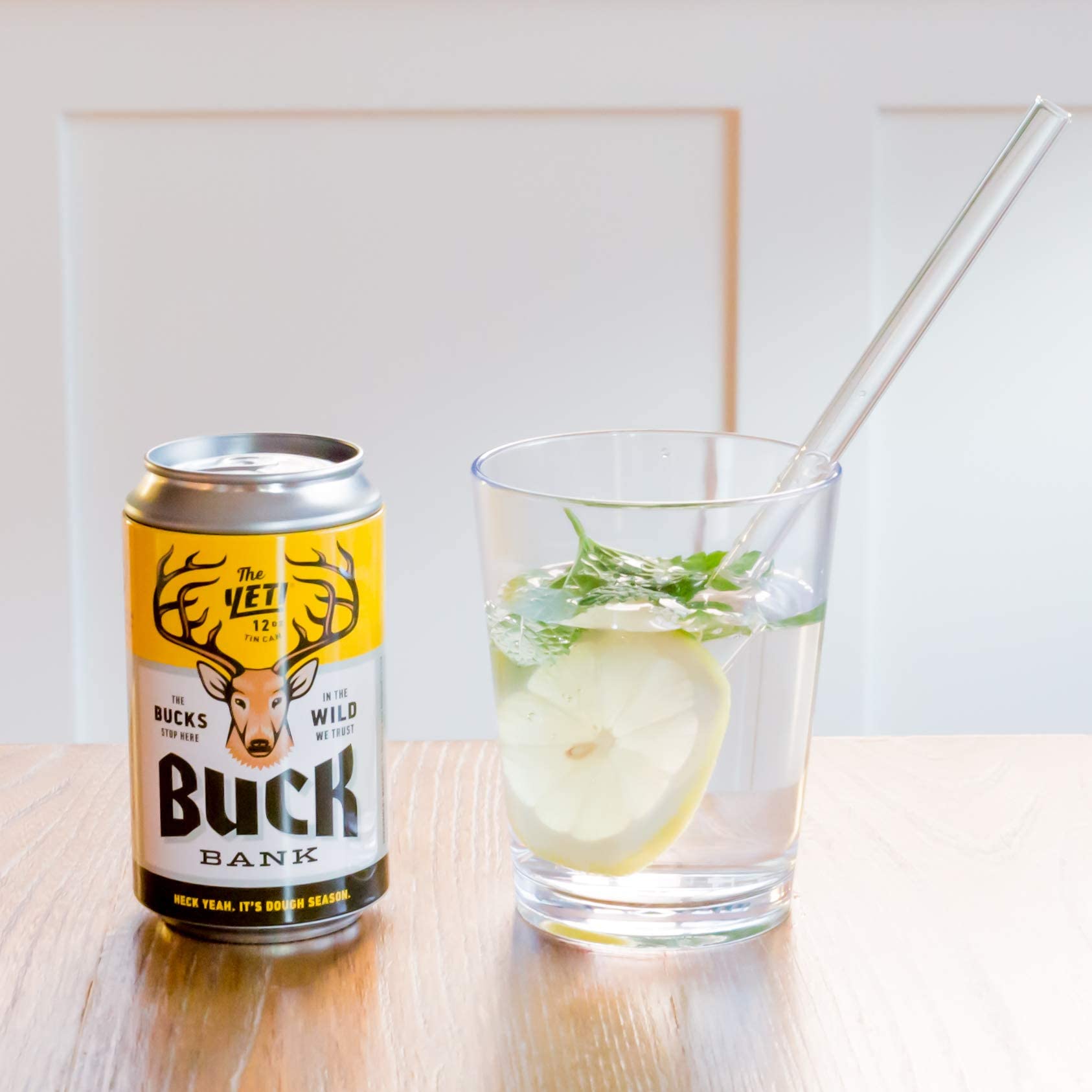 Youngever 473 ml bistro przezroczyste plastikowe kubki do picia, plastikowe kubki wielokrotnego użytku, nietłukące się kieliszki zestaw 8 szt