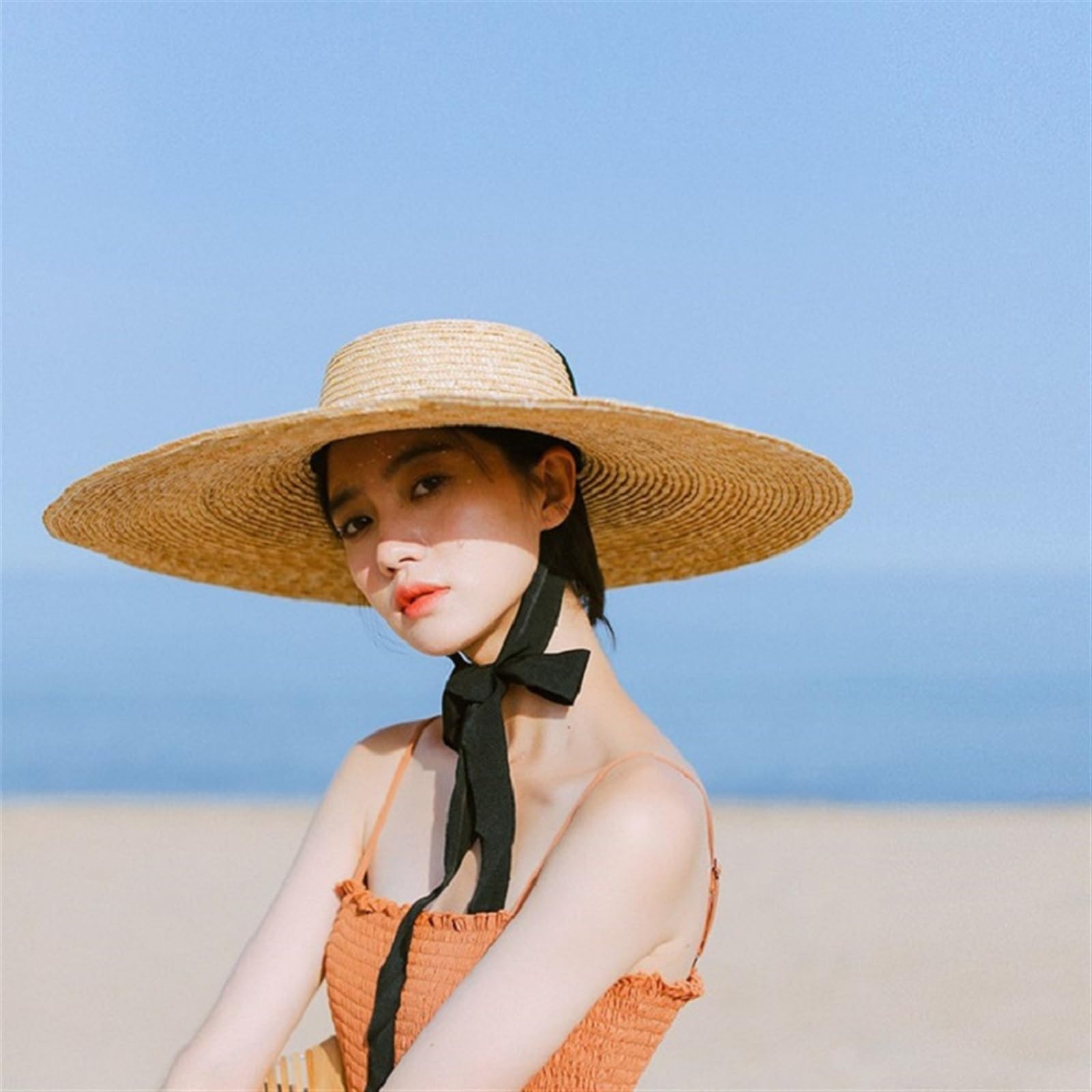 Sombrero grande de paja natural de verano para mujer, hecho a mano, de ala ancha, visera de playa, parte superior plana con cinta larga con cordones, sombrero de sol