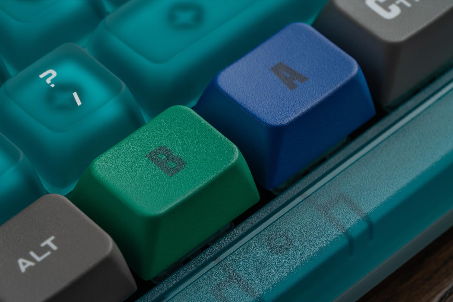 8BitDo Retro 87 Mechanical Keyboard, Hot Swappable Wireless Gaming Keyboard with RGB Backlight, Bluetooth/2.4G/USB-C, Linear Switches, QWERTY ANSI US Layout