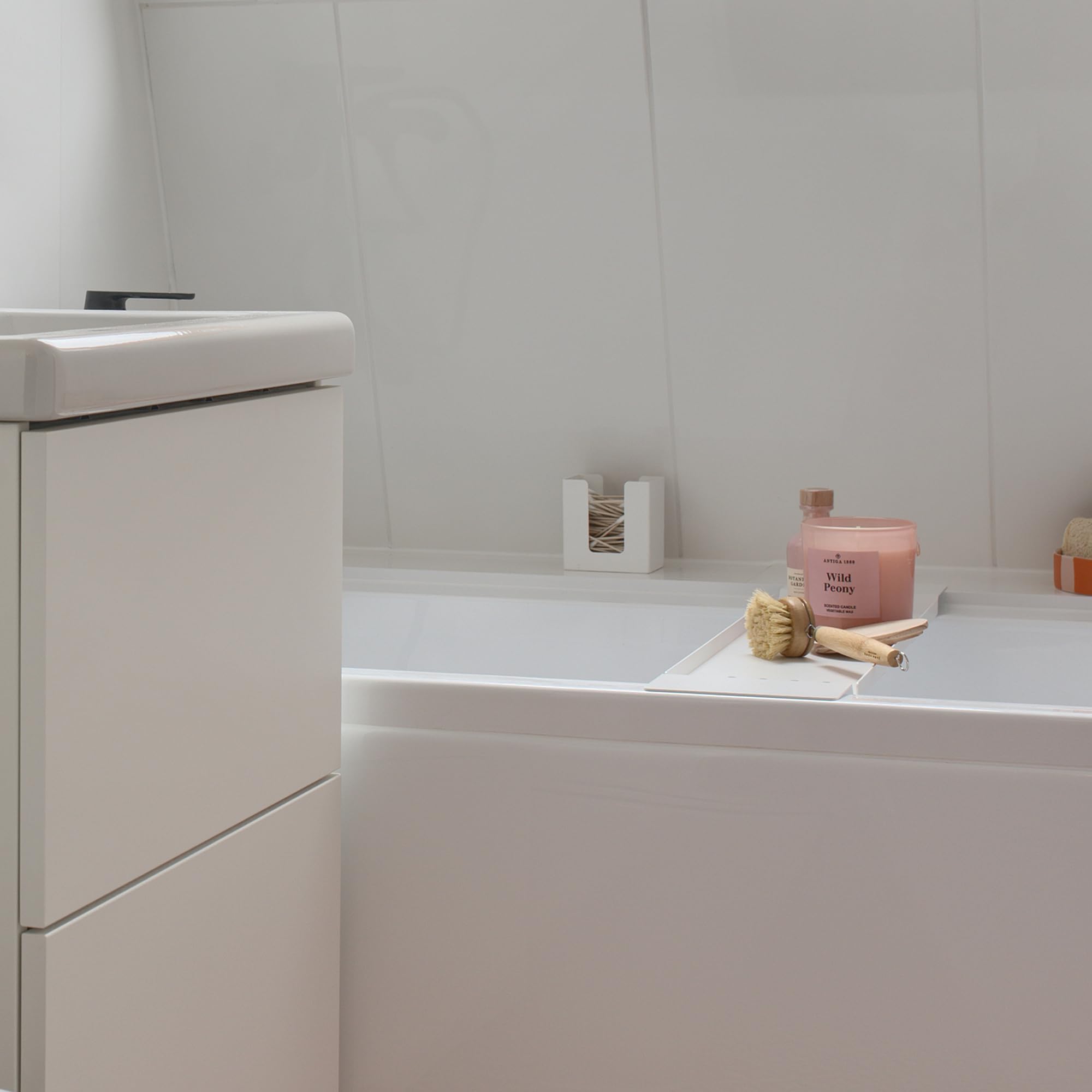 DABSTORY Plateau de baignoire en acier inoxydable réglable 70 cm à 94 cm Plateau de salle de bain rectangulaire Boîte de rangement rectangulaire pour bougies, savon, serviettes (blanc)