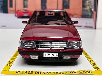 Amazon.co.jp: Mitica 1/18 LANCIA THEMA 8.32 FERRARI 1S 1986