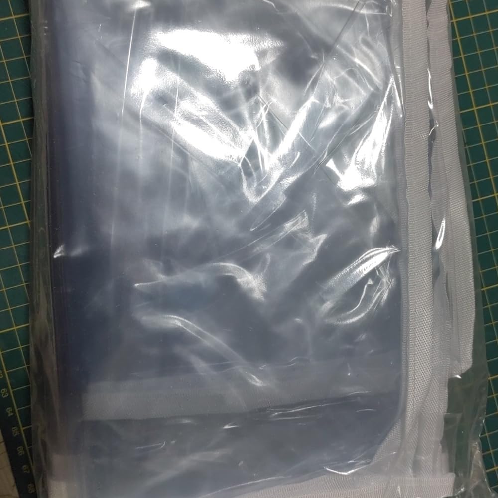 SagaSave: Fundas de plástico para sillas de comedor, juego de 4 fundas de asiento de PVC transparente para sillas, protector contra el agua, el polvo y los arañazos del gato