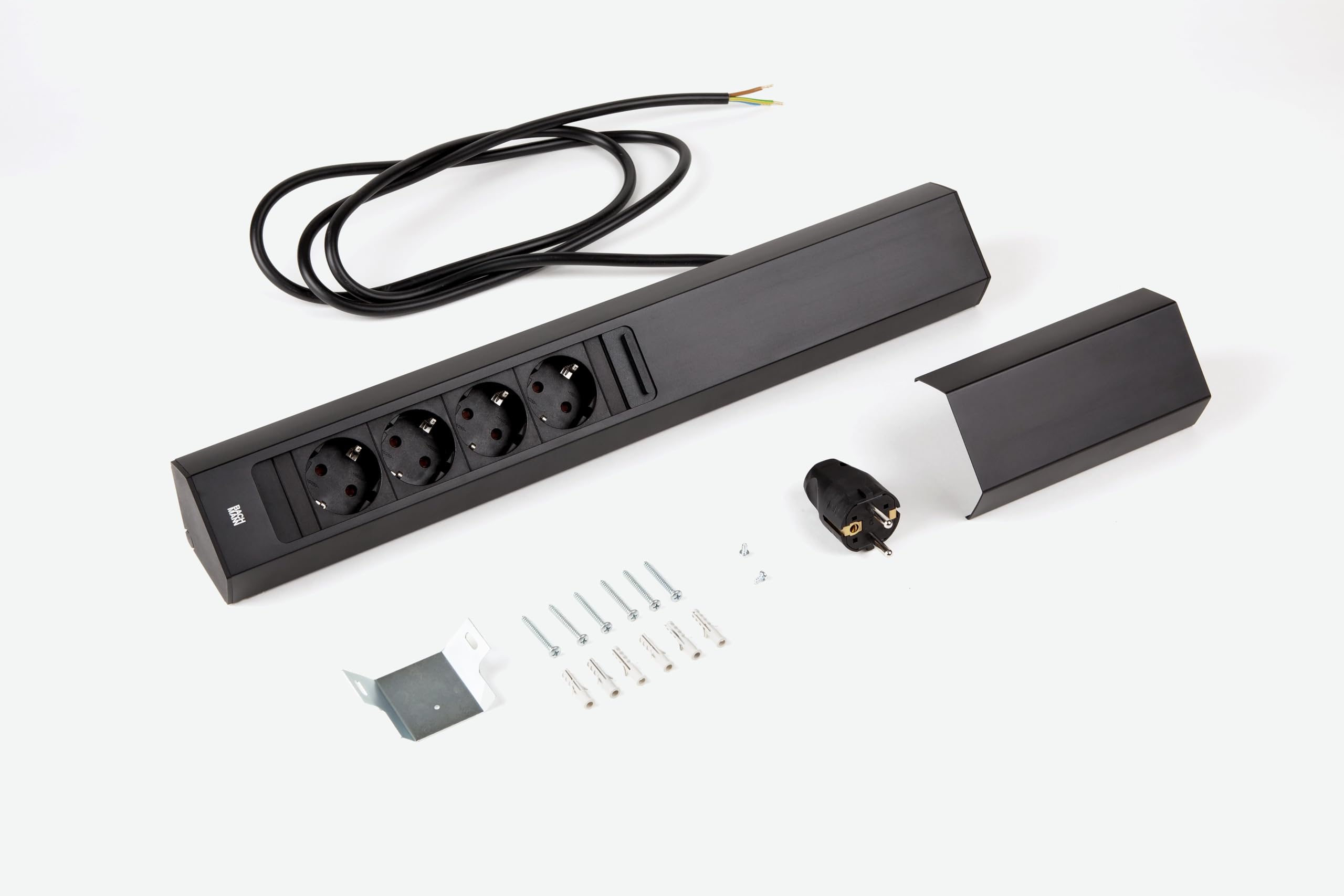 BACHMANN Steckdosenleiste Casia 2 4-Fach 2m Kabel Mehrfachsteckdose für Wand- und Eckmontage in Küche und Büro Schwarz 932.104 (mit verstellbare Abdeckung und Anti-Fingerprint Beschichtung)