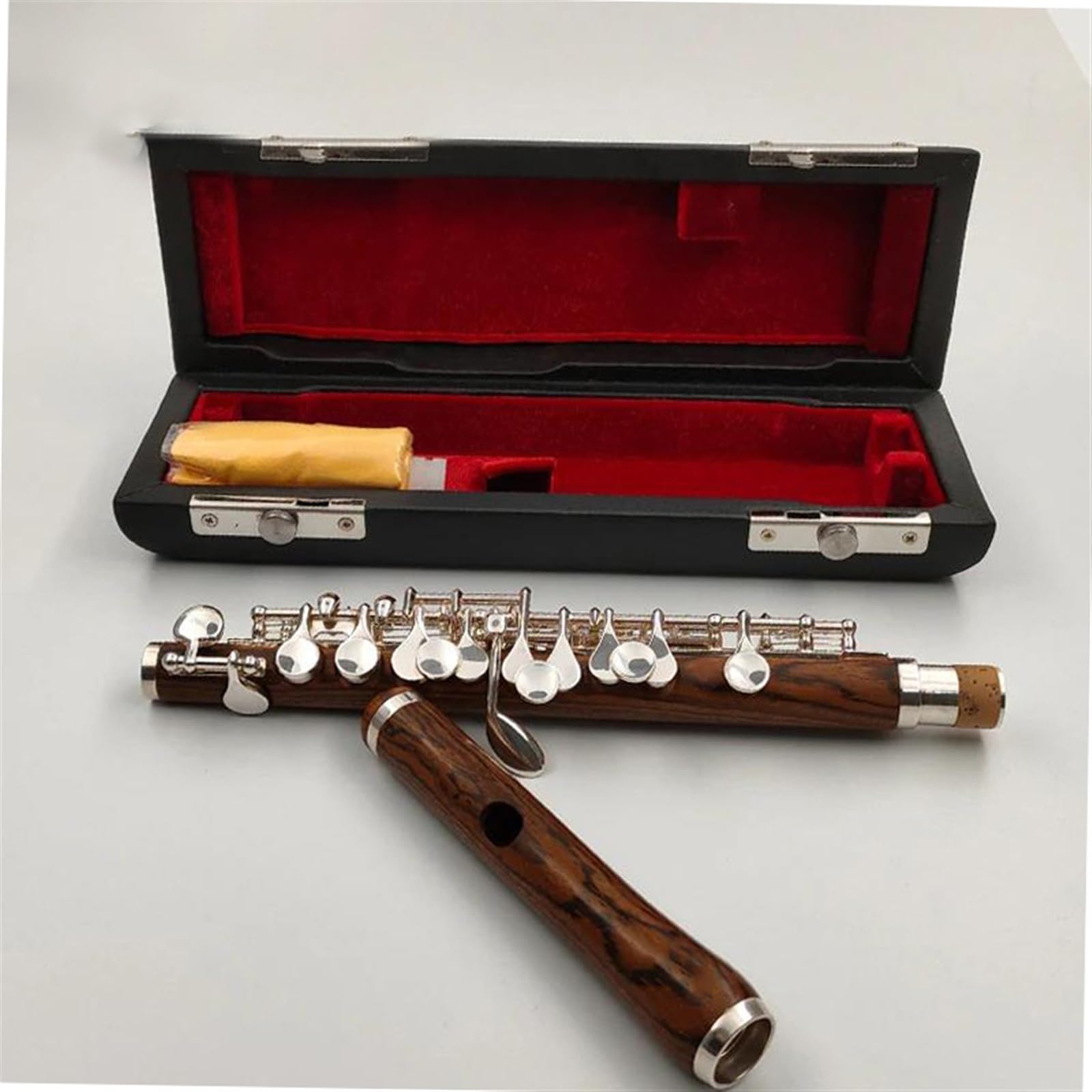 Flauto Piccolo In Do Con Chiave In Cupronichel Chiavi Placcate In Argento Corpo In Legno(162S)