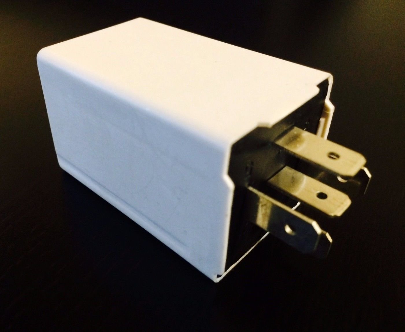 ボルボ　240 940 オーバードライブリレー　3523804 純正品 ボルボ 240 260 740 760 780 940 ATオートマ用オーバードライブ