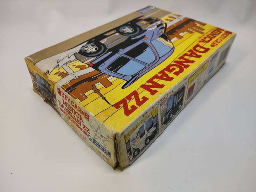 Amazon.co.jp: 三菱 ミニカ ダンガンZZ 変則走行ギミック付 キー