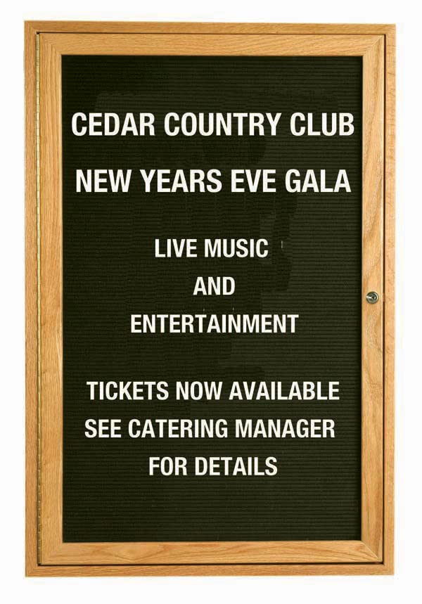 AarcoProducts 24"Hx18"W Enclosed Changeable Letter Board in Black Felt with Red Oak Frame