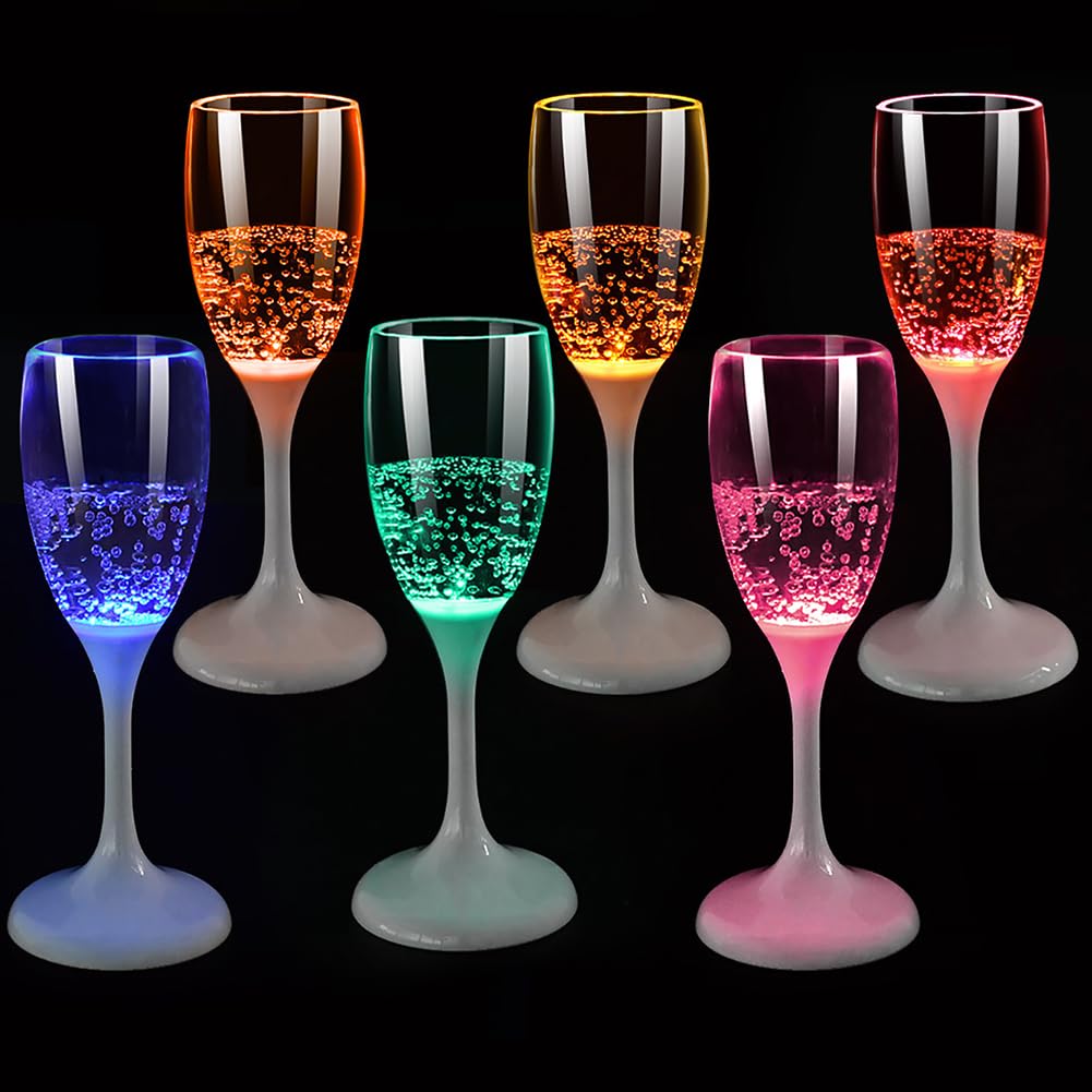 Asudaro LED-Sektflöten 6/1 PCS Sektglas Einfarbiger Kelch 120 ml Automatische Beleuchtung Hoher Kelch Austauschbare Batterie Sektglas Elegante Sektflöten aus Glas für Bar Weihnachtsfeier