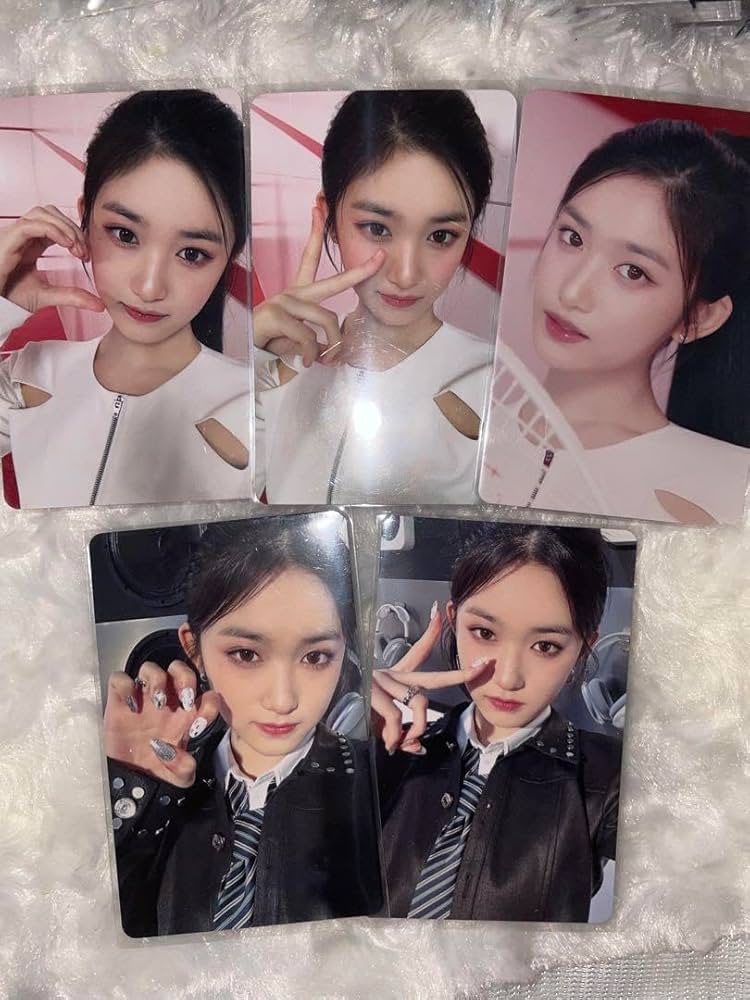 Amazon.co.jp: IVE イソ トレカ wave : おもちゃ