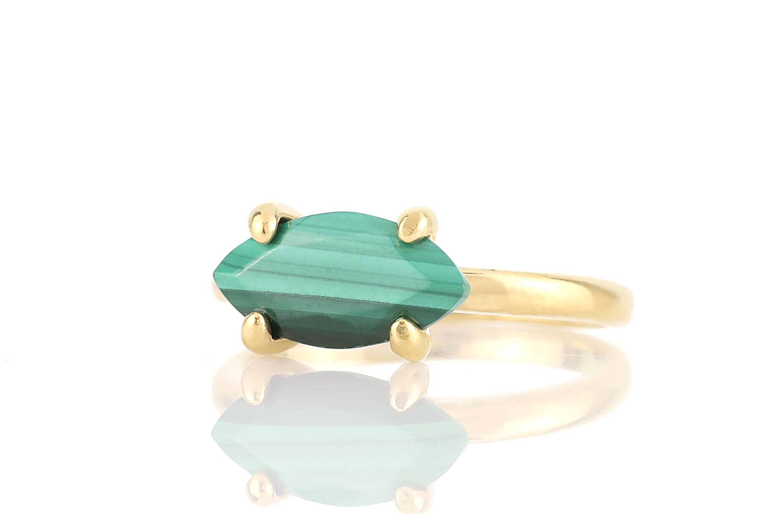 Anillo de Malaquita Marquesa Horizontal - Anillos de Cristal Hechos a Mano para Mujer - Anillo de Piedra Verde Personalizable - Anillo de Joyería Artesanal Anillo de Compromiso - con Caja de Fantasía