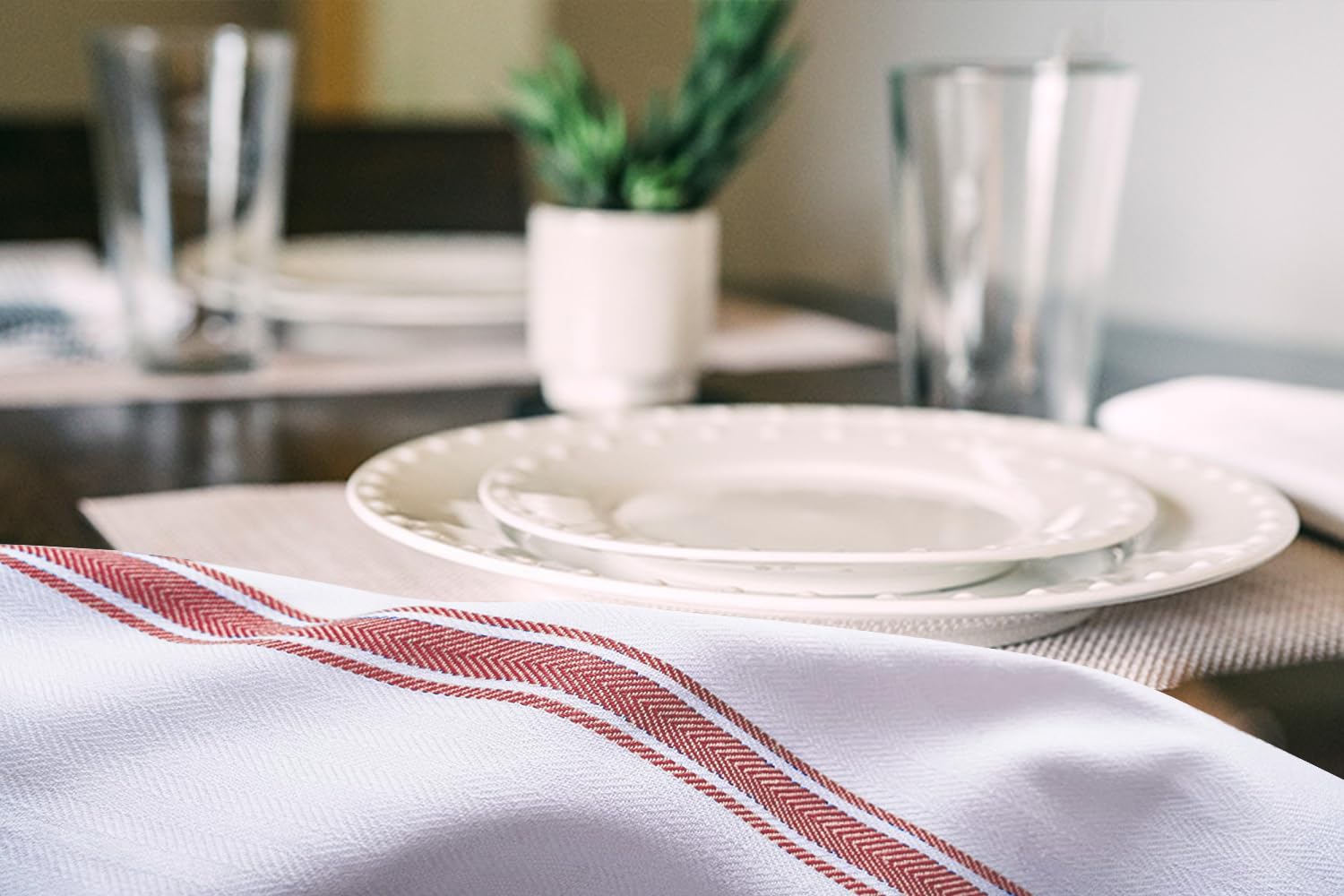 Avalon Kitchen Juego de paños de cocina, 15 x 25 pulgadas, paquete de 15 paños de cocina, hechos de 100% algodón hilado en anillo, paños de cocina súper suaves y altamente absorbentes (rojo)