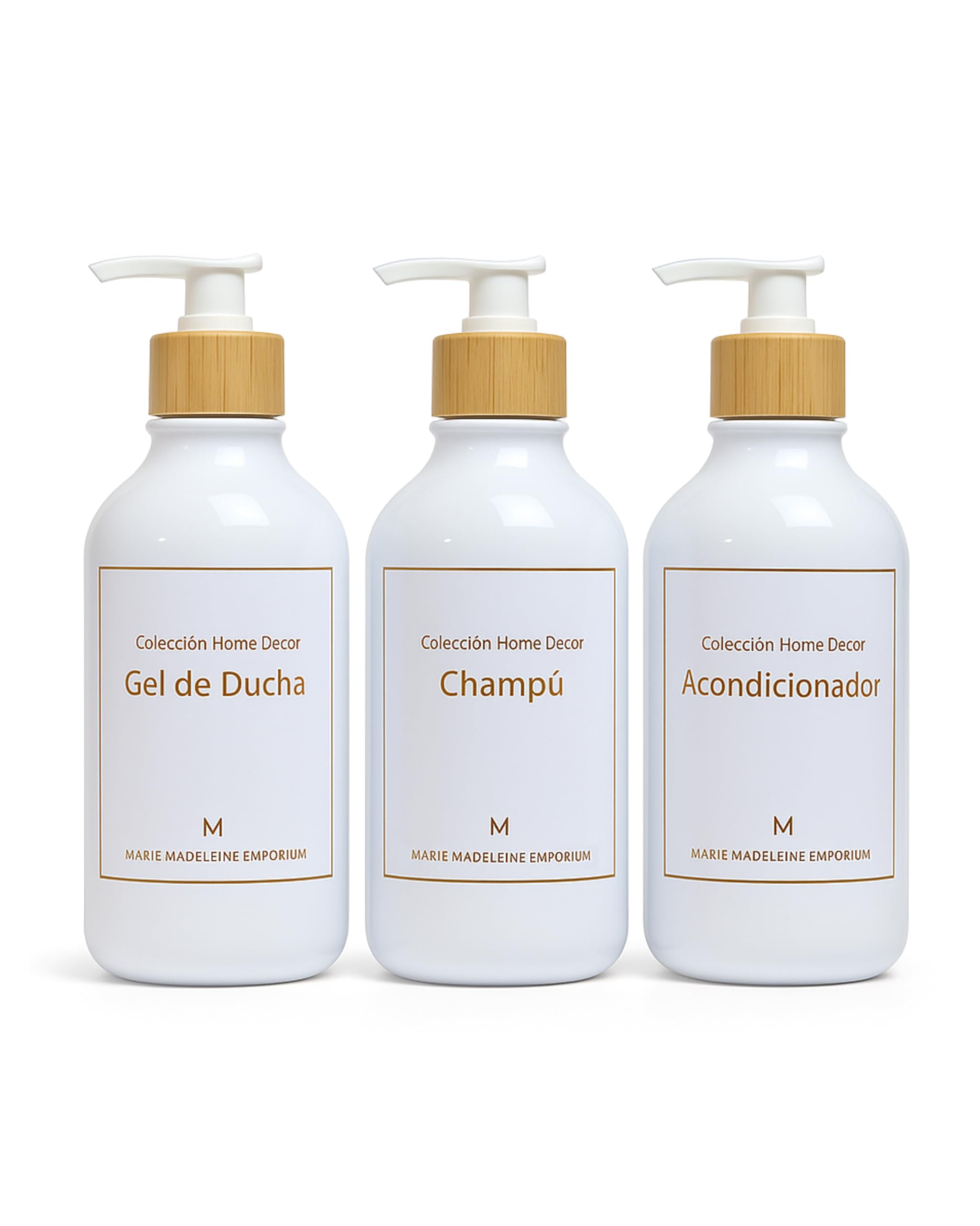 Marie Madeleine Set de 3 Botes para Gel y champú rellenables baño 500 ml, Dispensador de Jabón para Baño en Pet sin BPA con Tapa de Bambú, Jabonera baño dosificador con Pegatina en Español (Blanco)