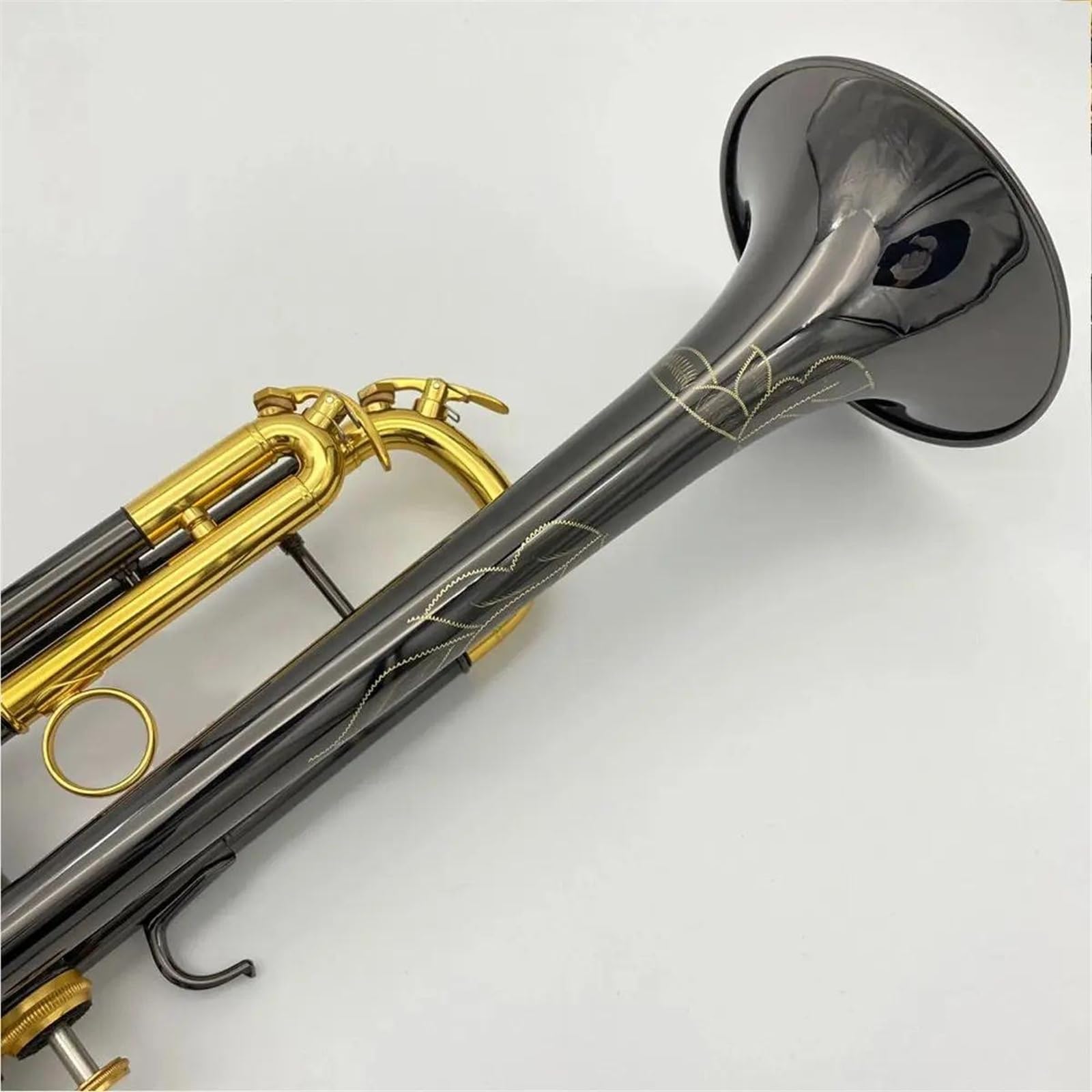 Amazon | スタンダード トランペット ブラックトランペット 彫刻