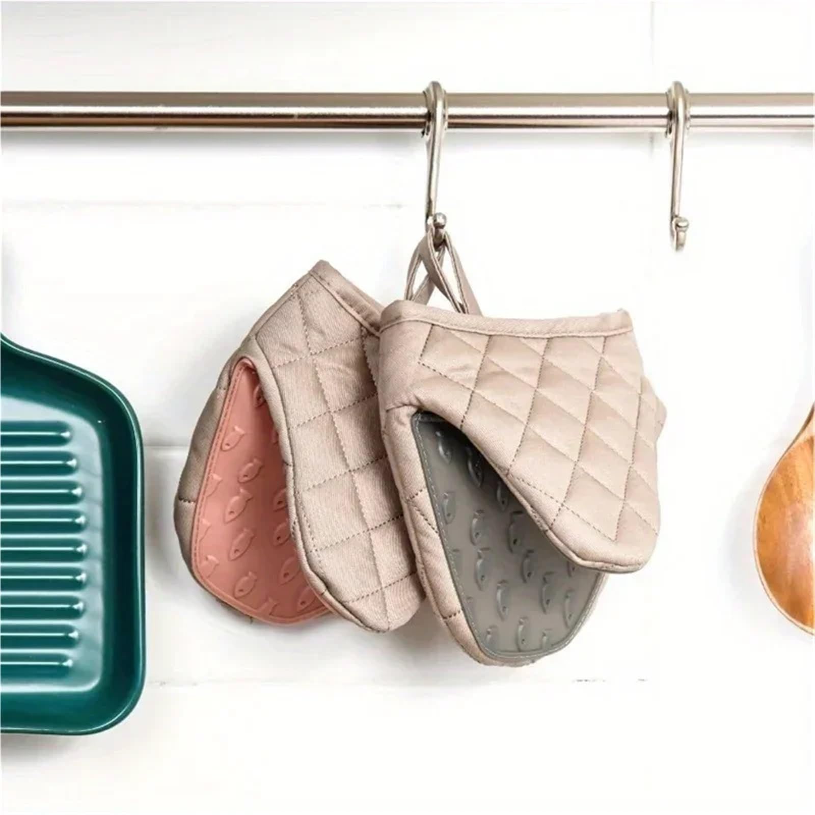 Gants de Cuisine en Silicone Haute température, Confortables et Anti-brûlures, avec Clip et utilisables au Micro-Ondes. Isolants et résistants aux Hautes températures.