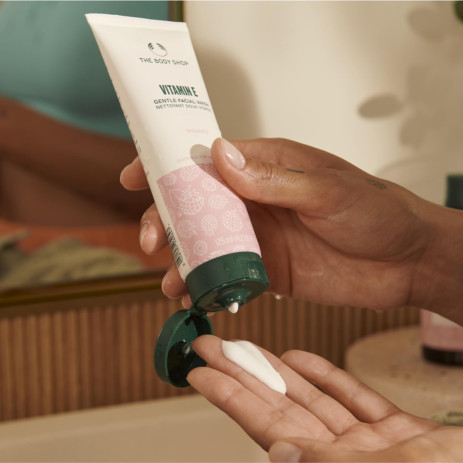 THE BODY SHOP スクラブ洗顔料 美容液 保湿クリーム フェイスケア/スクラブ・洗顔｜THE BODY SHOP (ザボディショップ)