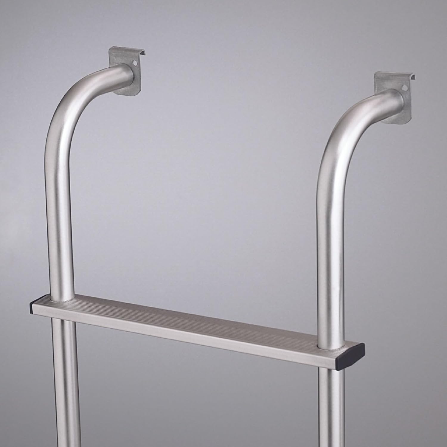 Surco 103HF Hook-Over Style Aluminum 4-Step Van Ladder - Compatible with 1980-13 Ford E-Series Vans; Brite Dipped Polished Finish