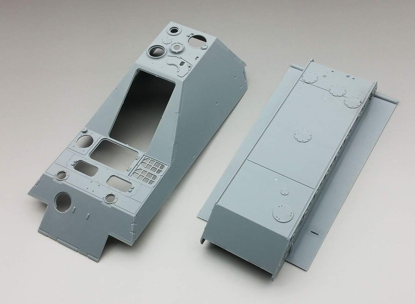 Amusing Hobby AMH35A011 1/35 German Tank Destroyer Yakt Panther 2 Plastic Model