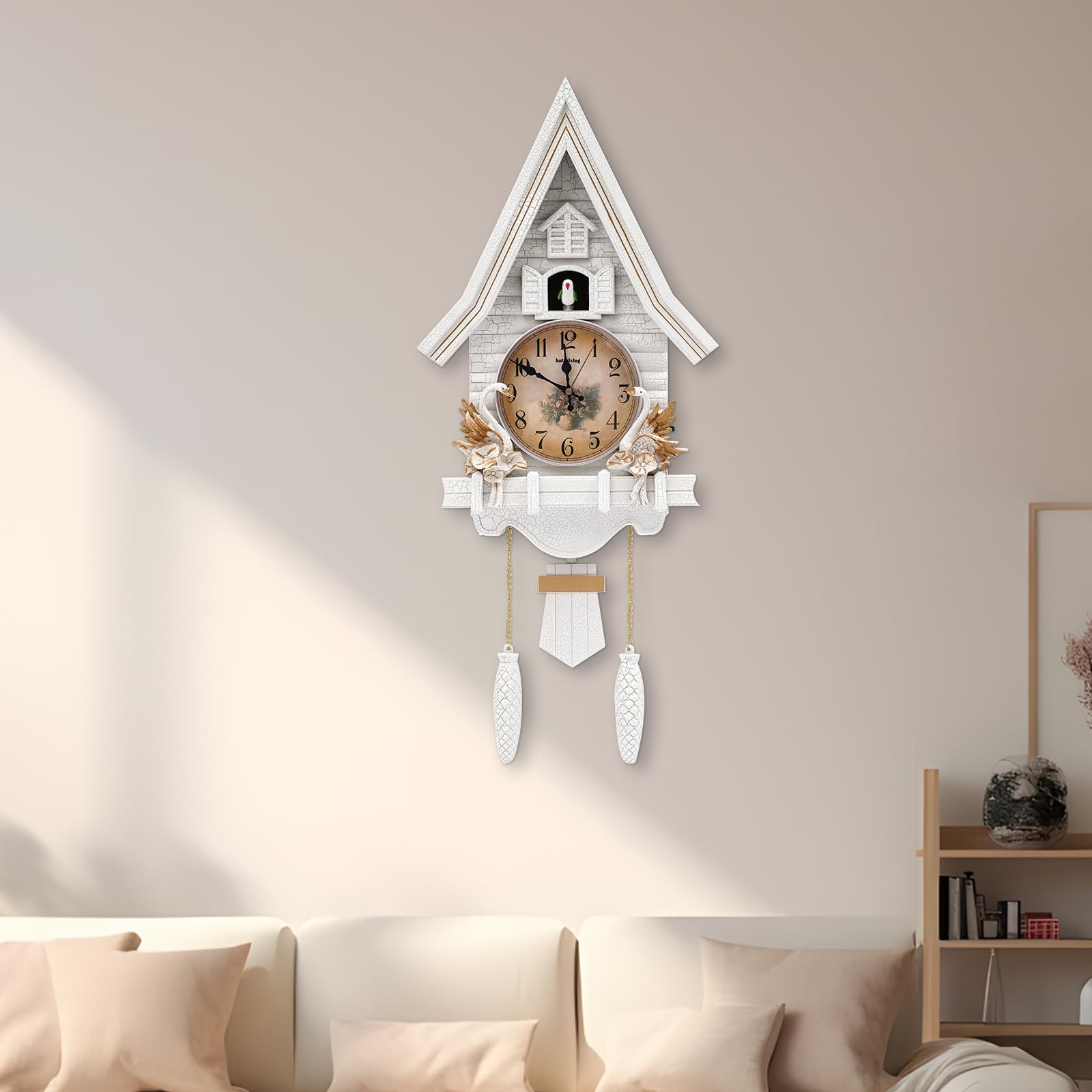 Horloge à coucou moderne - Horloge à coucou - Blanc - Forme de maison - Horloge murale à piles - Avec commande du volume - Mode nuit - Mouvement silencieux pour salon chambre bureau 32,5 x 11 x 69 cm