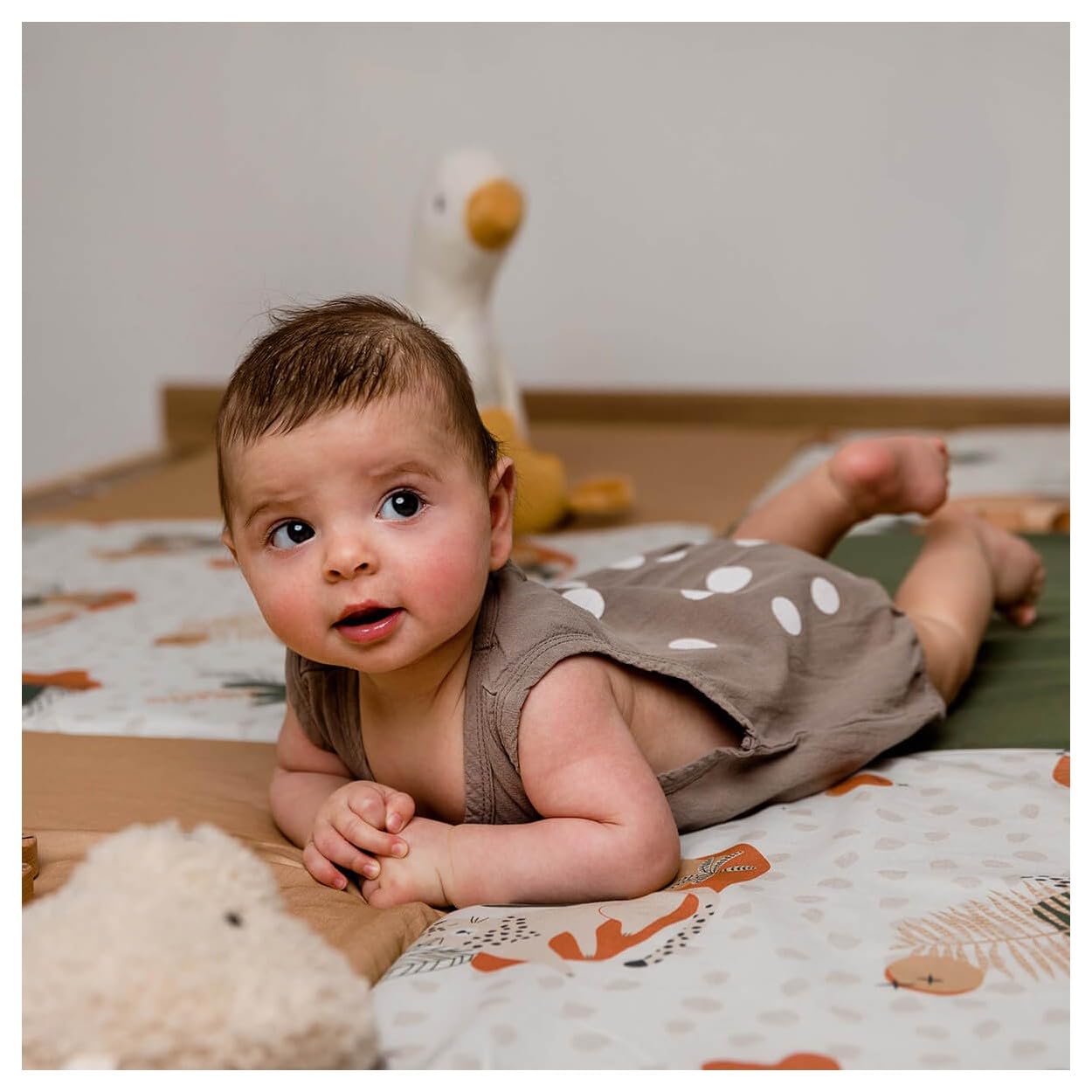 Tinéo - Maxi tapis d'éveil imprimé jungle Amazonie - Tapis de jeux bébé et tapis de motricité bébé en mousse déhoussable et pliable - Multifonction 5 en 1 - Grande surface de jeu - Dès la naissance