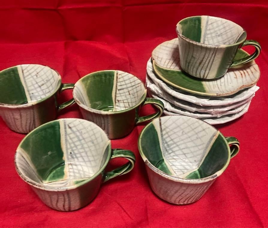 織部焼、青磁 サザエ型お急須と碗のセットです 楽天市場】織部 急須