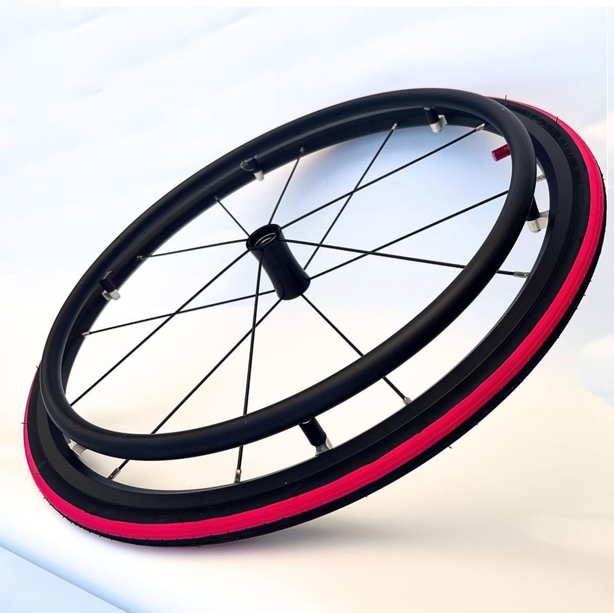 Rueda Trasera de Repuesto para Silla de Ruedas, 24" x 1" (23-540), Neumático para Silla de Ruedas Deportiva, Textura Antideslizante, Rodamiento de 12,7 mm, Color Rojo