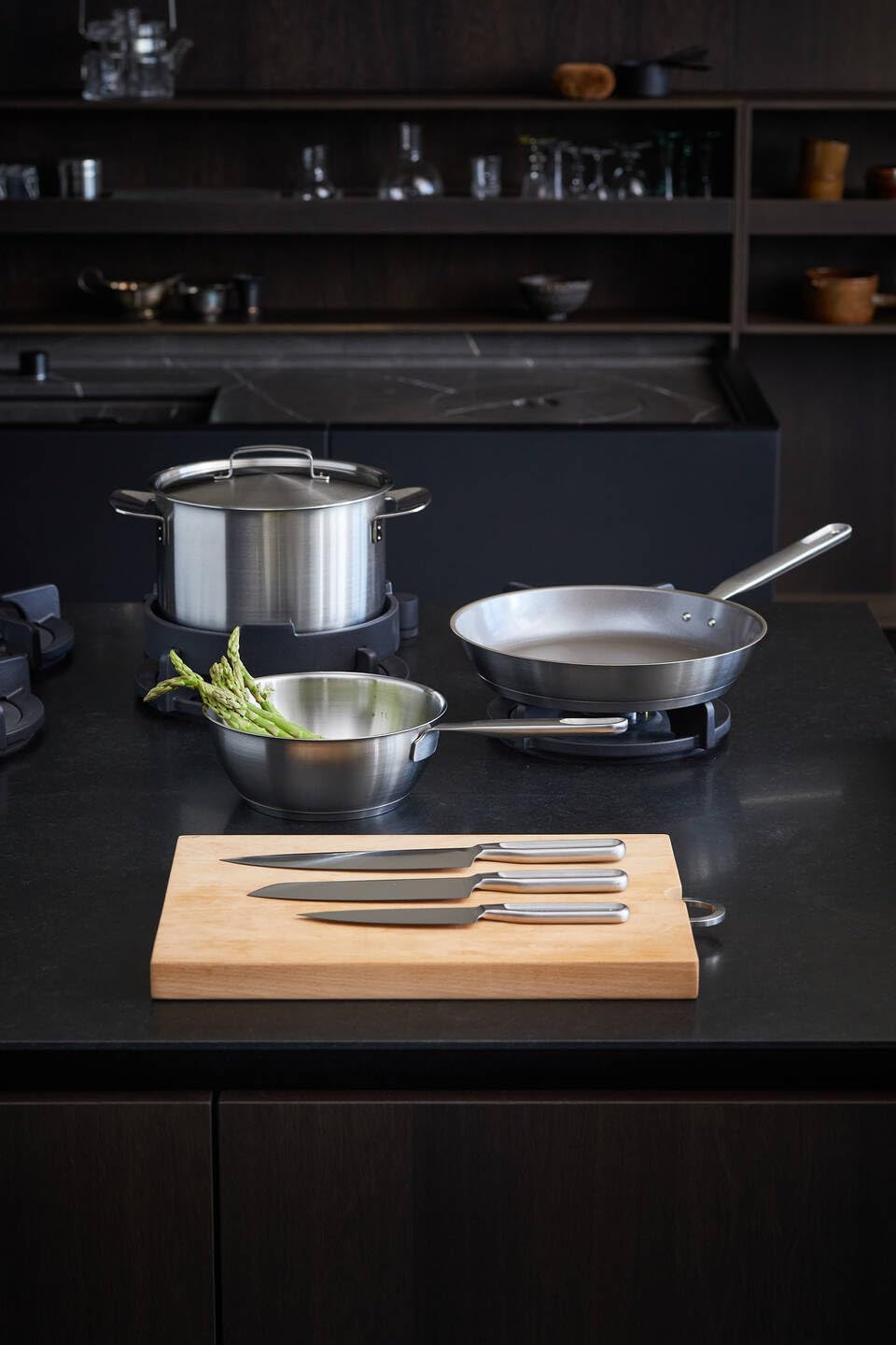 Fiskars Padella Wok, Ø 28 cm / 4,5 L, Padella Rivestita, Adatta per Tutti i Piani Cottura, Acciaio Inox Riciclato, All Steel, Argento, 1064747