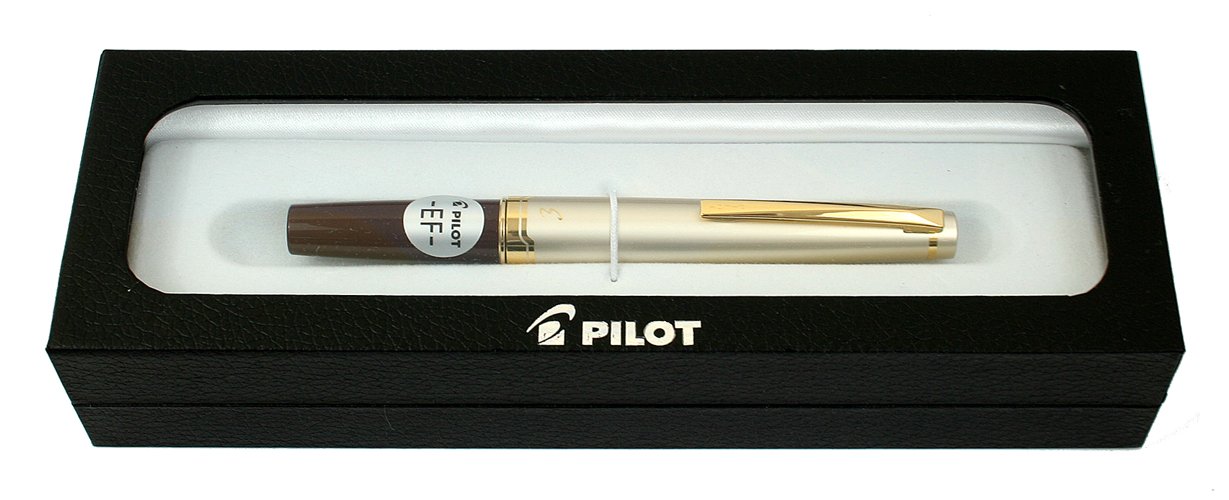 Pilot E95s Fountain Pen - Ivory Barrel -3