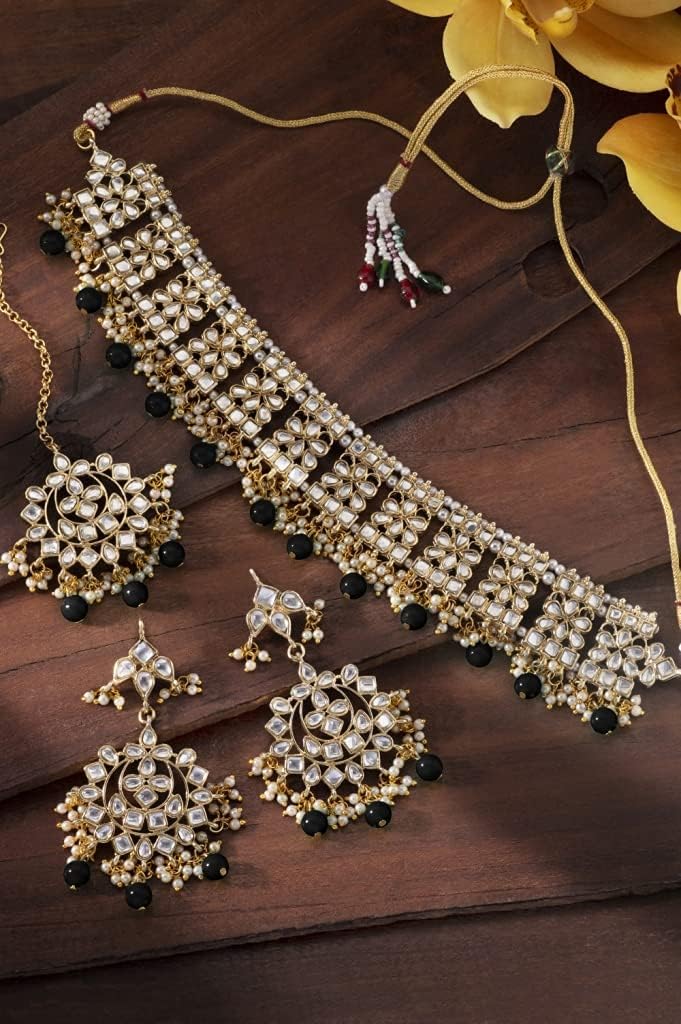 Aheli Elegant Indian Faux Kundan Studded Choker Necklace with Maang Tikka Set Ethnic Wedding Wear Bharatanatyam jewellery set Gift for Women - Image 3