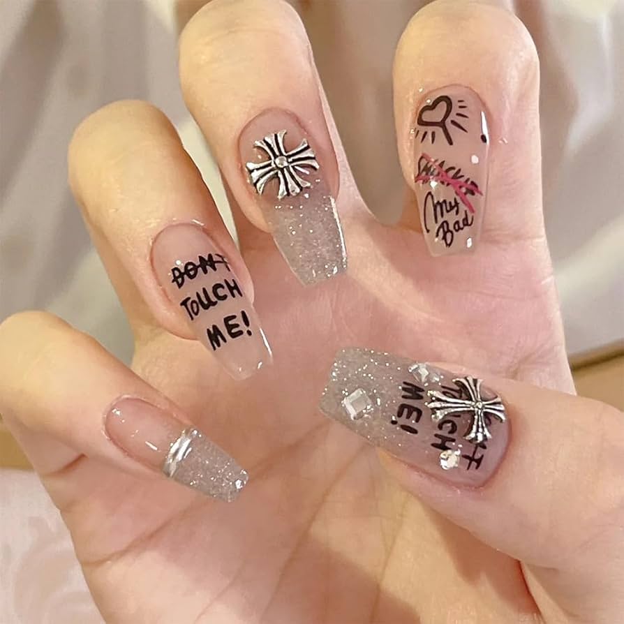 ネイルシール フェイクネイル テープ 爪やすり 接着剤 木の棒 24点セット Amazon.co.jp: JOLUCE ネイルシール24点セット、クローハート手作り