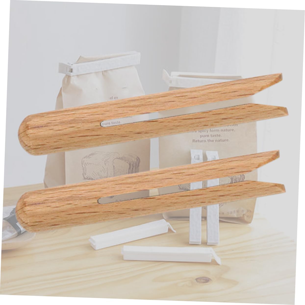 OFFSCH 2Pcs Beech Wooden Sealing Clamp Creative Food Bag Clips for Snacks Cereal Pet Food Kitchen Sealing Clips to Keep Snacks Fresh Crisp
