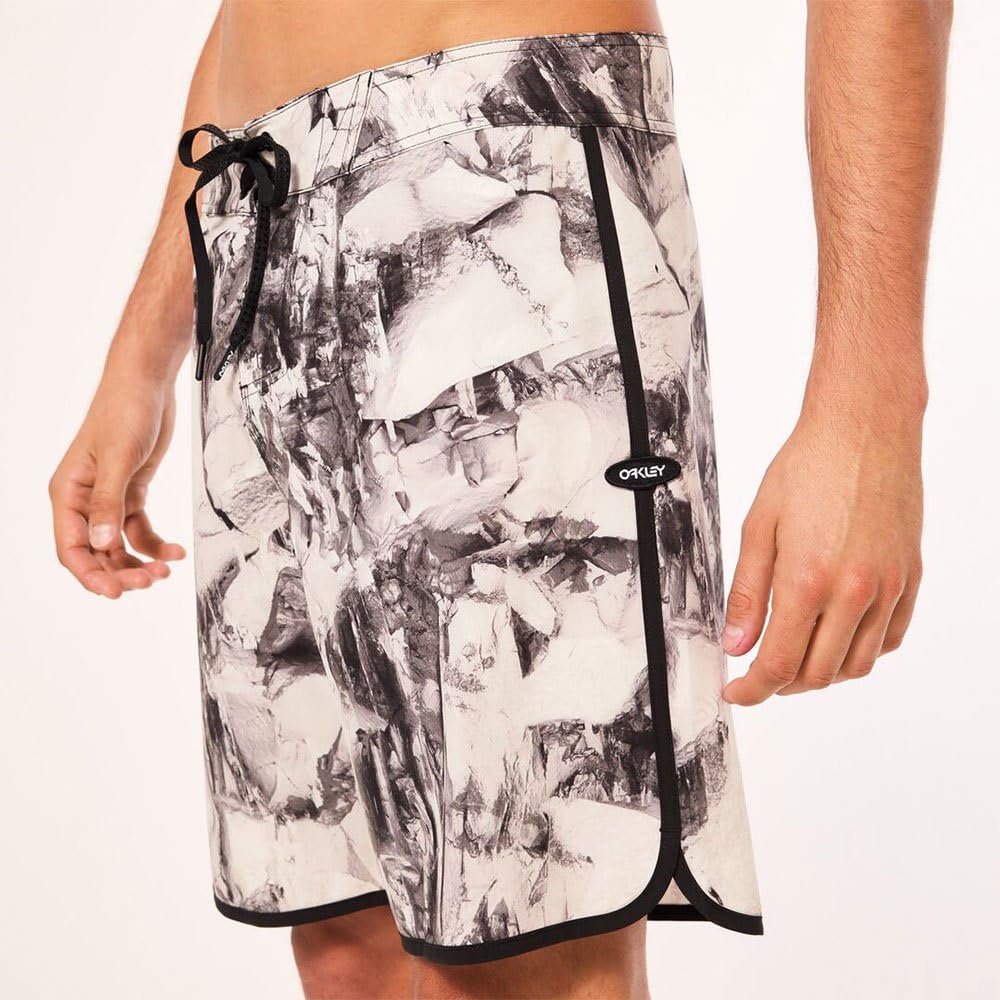 Oakley Spodenki kąpielowe Mężczyźni Oakley Session Recycled 48 Cm Boardshort