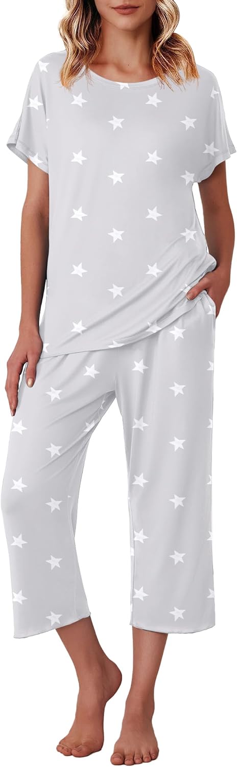 Ekouaer Women's Capri Pajama Sets Floral Print Short Sleeve Sleepwear Top and Capri Pants 2 Piece Loungewear with Pockets