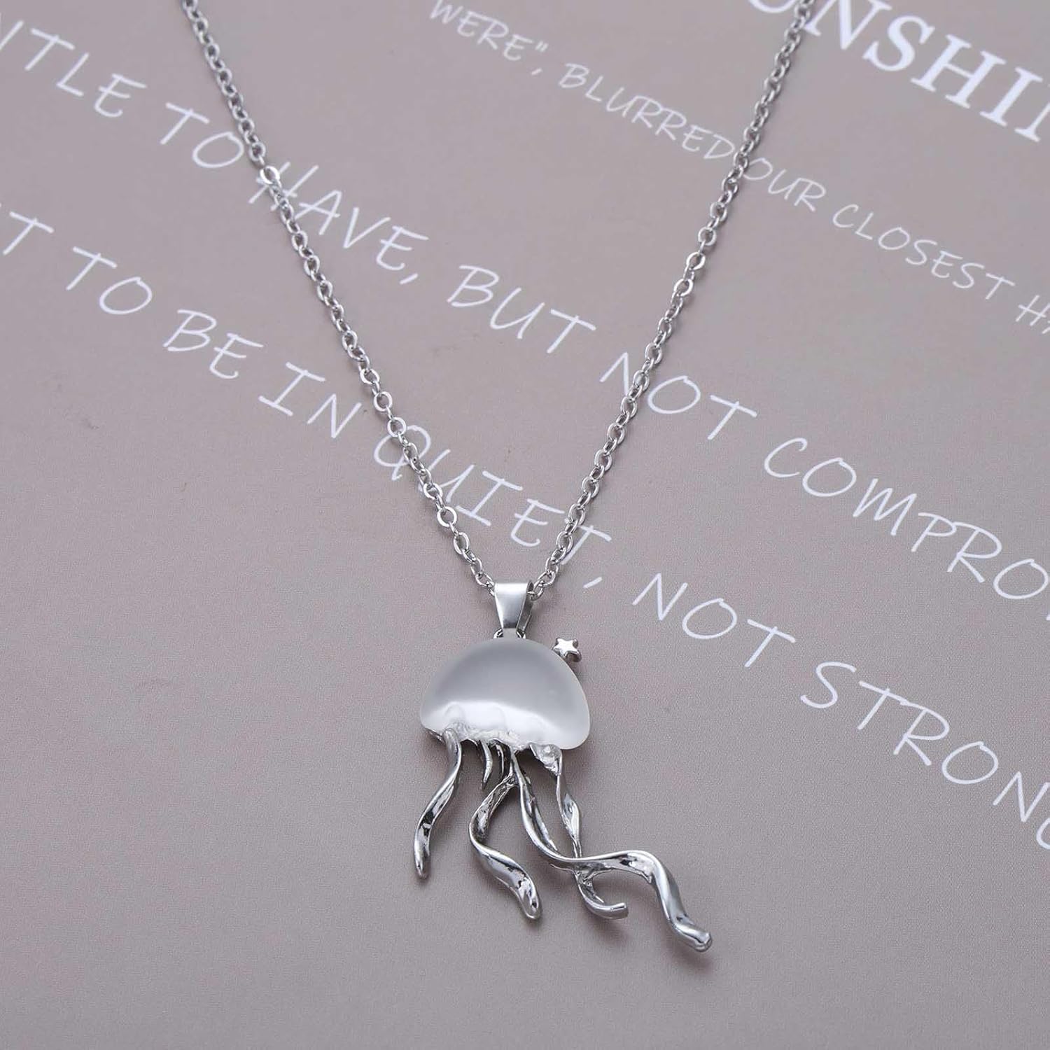 Bohemian Opal Jellyfish Choker Necklace Gold Sea Jellyfish Pendant Necklaces Small Ocean Jelly Fish Chain Necklaces Opal Ocean Animals Collar Necklace Jewelry for Women - Image 3