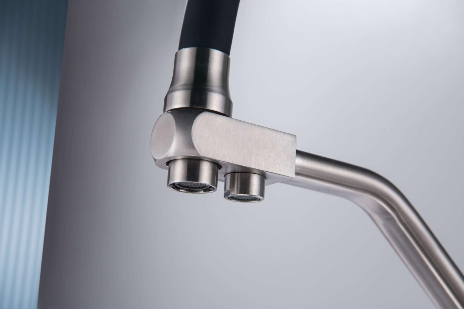 Grifo de Cocina de 3 Vías, Mezclador de Fregadero de Alta Presión Giratorio 360°, con Función Extraíble Caño Flexible 3 en 1 Griferia, Níquel Cepillado