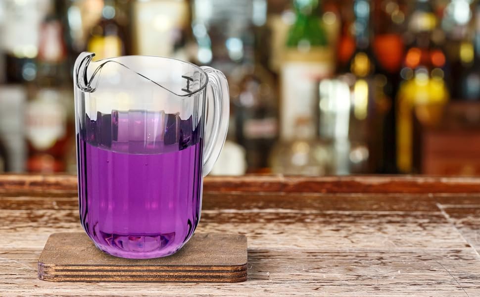 Miniatura 8 de QWORK Jarra de cerveza transparente de 60 onzas, paquete de 2 jarras de plástico para bebidas para fiestas, bares, servir leche, té, jugo, bebida,