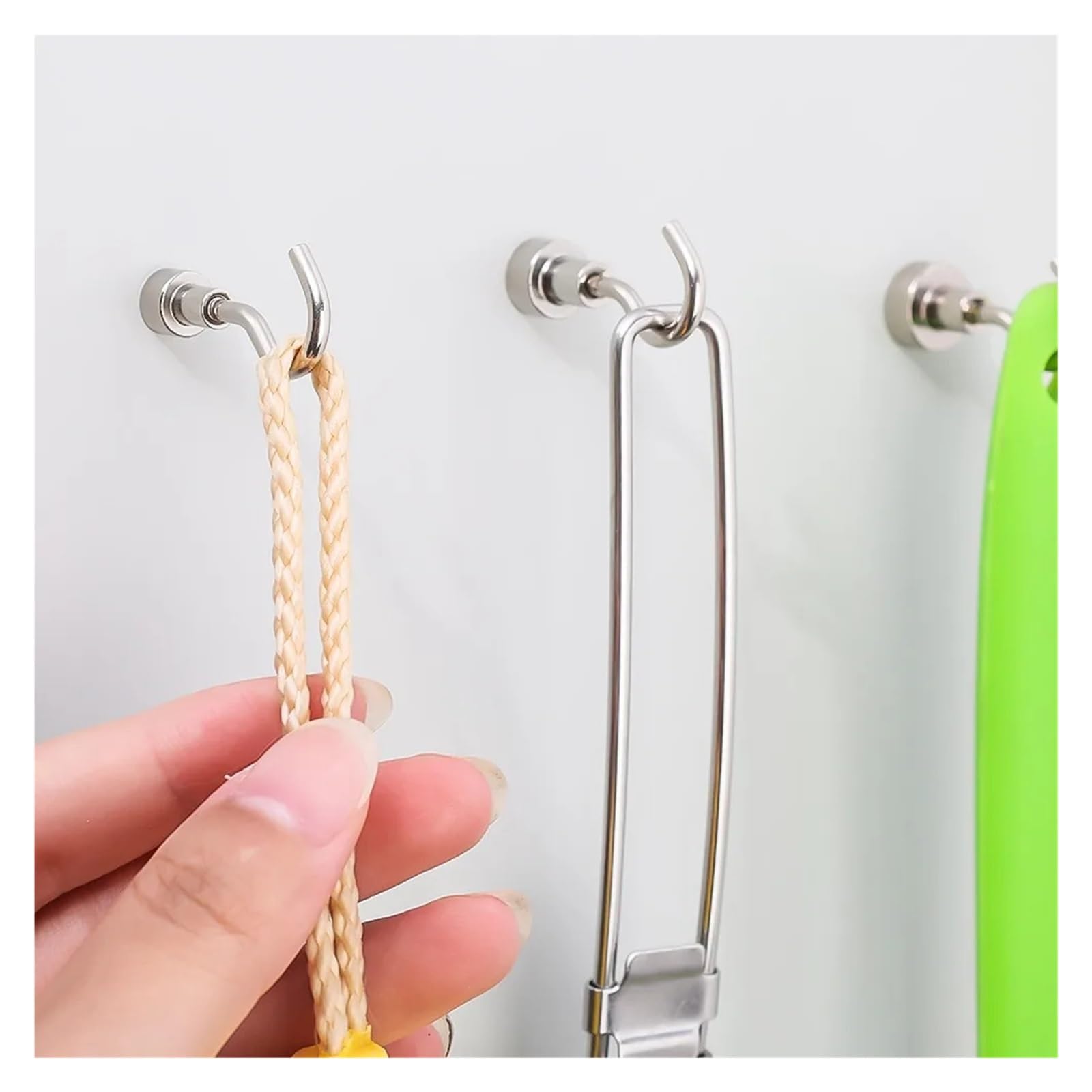 Genérico Mini gancho magnético multiusos for colgar llaves y tazas, de pared, resistente, compatible con el almacenamiento en la cocina del hogar, 50 o 20 unidades(E10,20PCS)