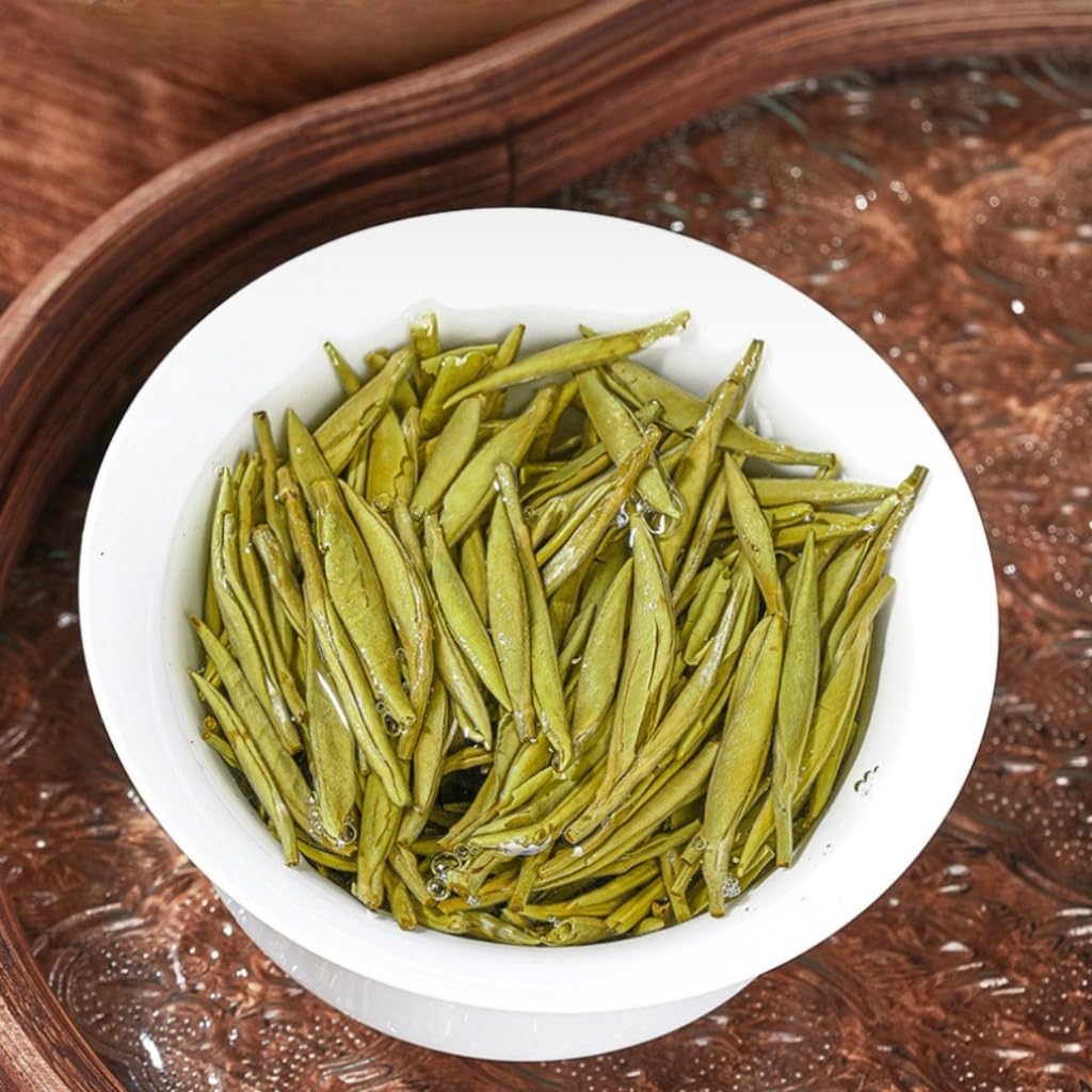 Premium Weißer Tee BaiHaoYinZhen 500g | Erste Qualität | Ohne Zusatzstoffe, Loser Blatttee 17,64oz | Für Arbeit Und Bürositzungen