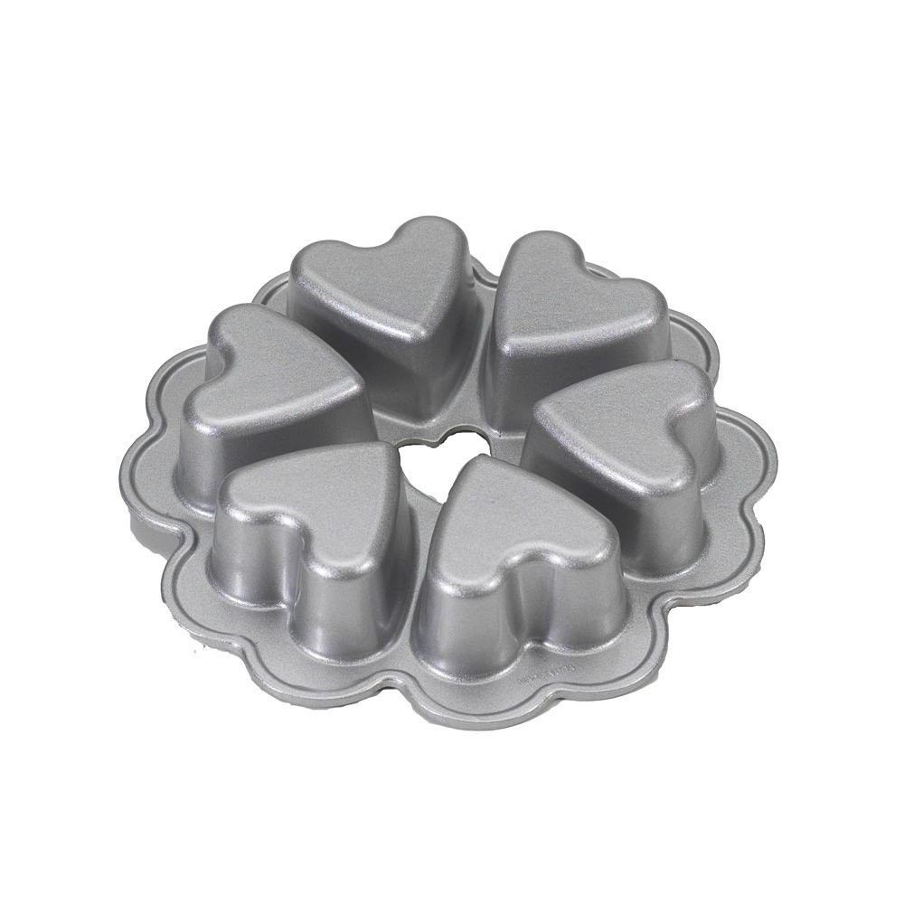 Nordic Ware Retro Romantic Durable Heart-shaped Cake Pan, Red