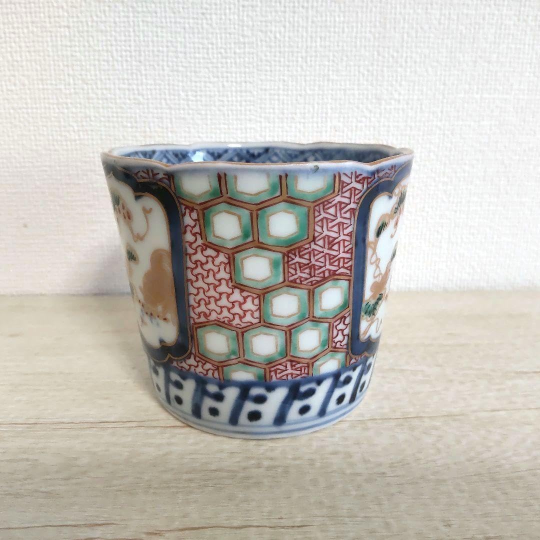 古伊万里 色絵 窓抜 葡萄に栗鼠 亀甲文 そば猪口 古伊万里 – 古美術