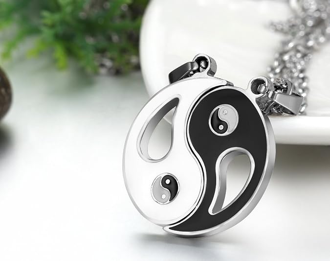 Cupimatch 2PCS Stainless Steel Yin Yang Puzzle Matching Pendant Couples Necklace with 18& 22 Chain