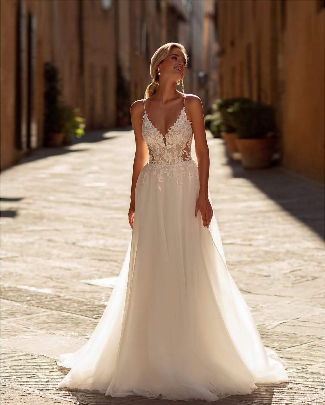 Zxruijing Women's Long Beach Wedding Dresses for Wedding 2025 Lace Applique Tulle Bridal Gowns HC013