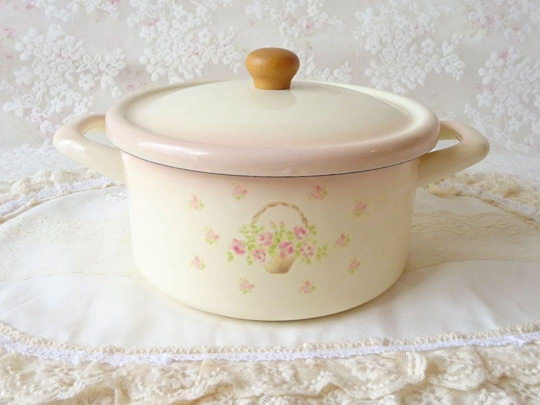 マニーローズ ホーロー 20cm キャセロール 両手鍋　新品 マニーローズ❤キャセロール マニーローズ ホーロー 20cm キャセロール