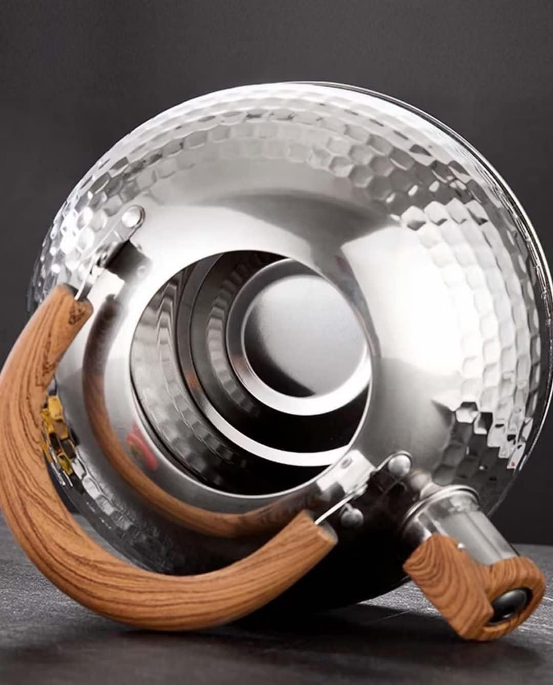 Stove Top Kettle Stainless Steel Tea Kettle Whistle Teapot Anti-Scald Handle for Gas Stove Induction Cooker Stovetop Kettle for Kitchen,2L