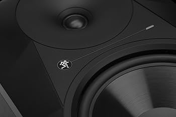 Amazon | MACKIE マッキーパワードスタジオモニタースピーカー MR824