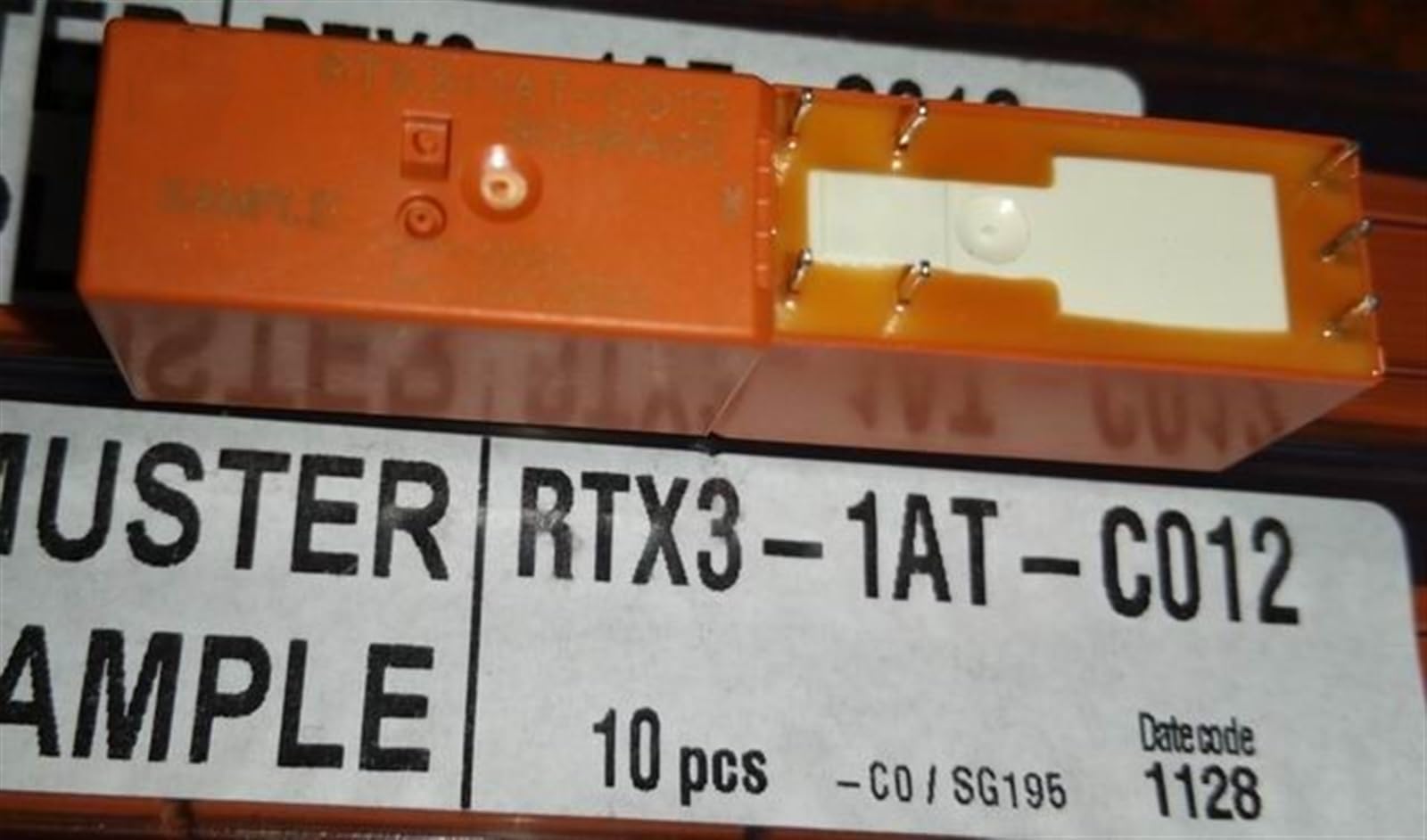 Relé magnético de conmutación eficiente RTX3 12V 16A que reduce el consumo de energía en redes 3